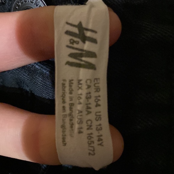 2 H&M jeans size 13-14 youth - Picture 2 of 5